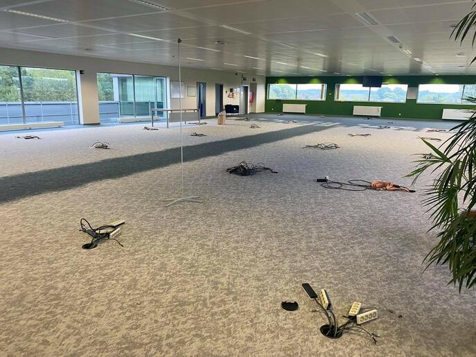 Vloerbekleding Slosse bij De Stroomlijn Ieper