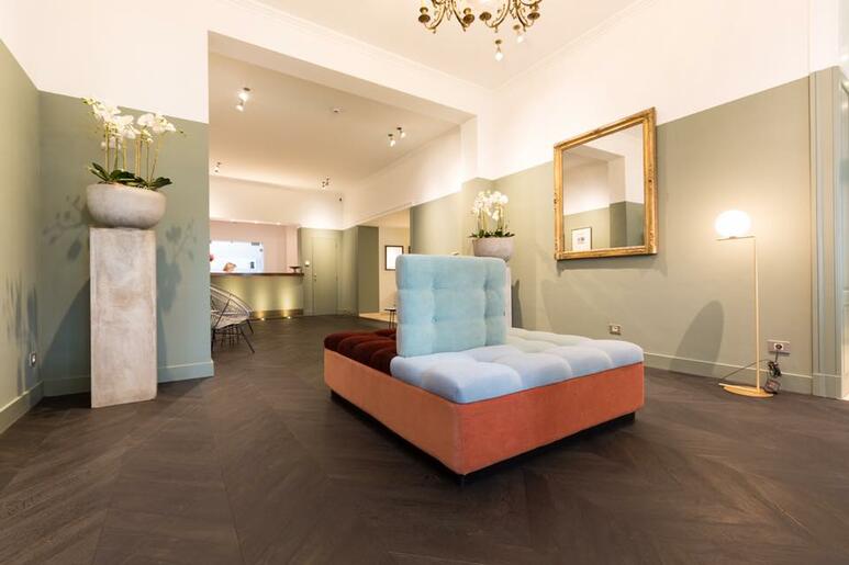 Vloerbekleding Slosse bij Hotel Portinari Brugge