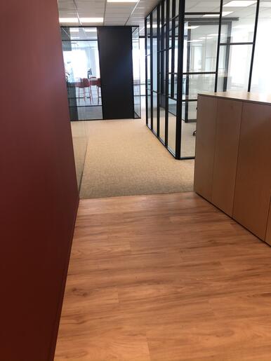 Vloerbekleding Slosse bij Lievens Bauwens Building Gent