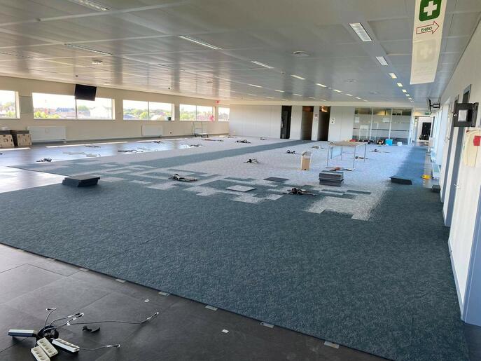 Vloerbekleding Slosse bij De Stroomlijn Ieper