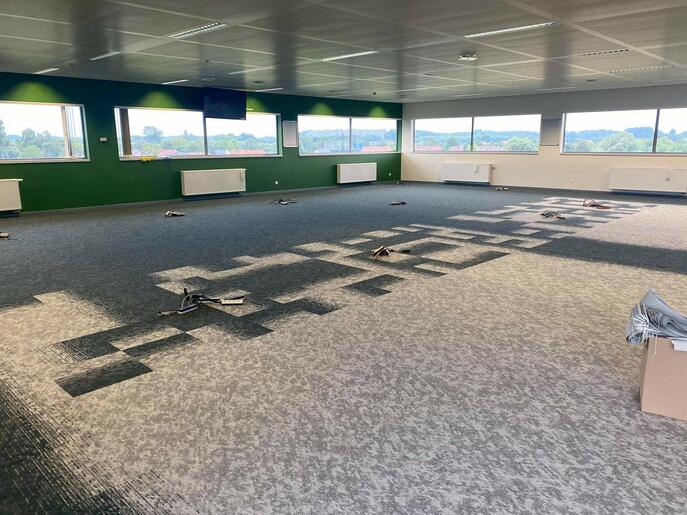 Vloerbekleding Slosse bij De Stroomlijn Ieper