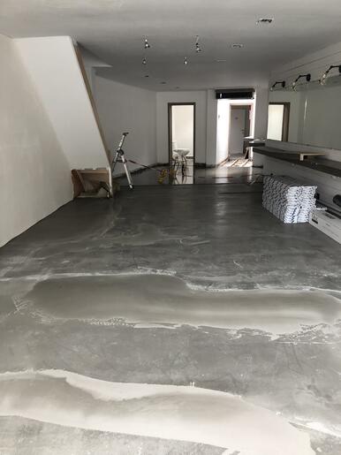Vloerbekleding Slosse bij Kapsalon Skinkwafé Torhout